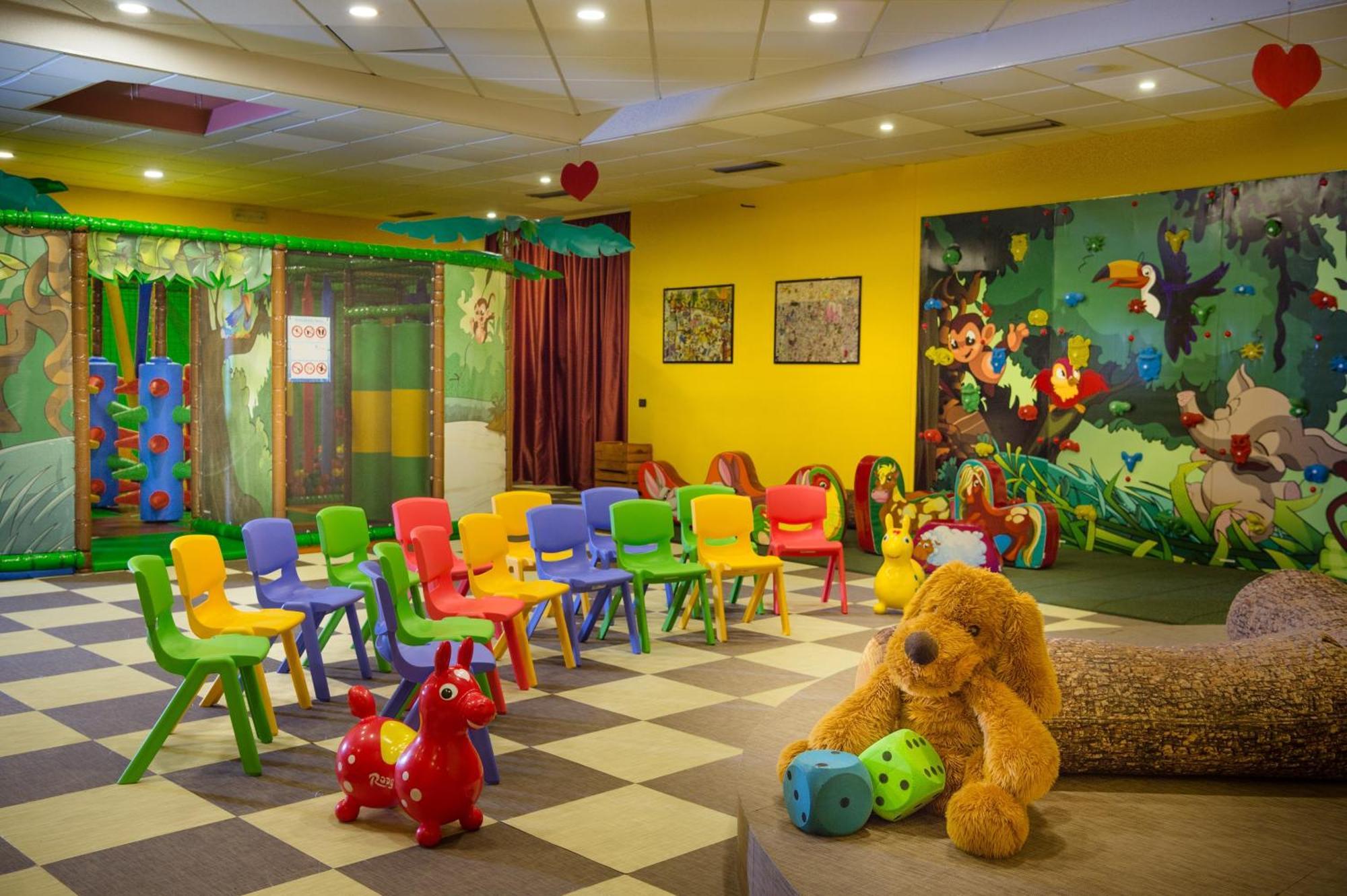 Family Hotel Serena Andalo Bagian luar foto