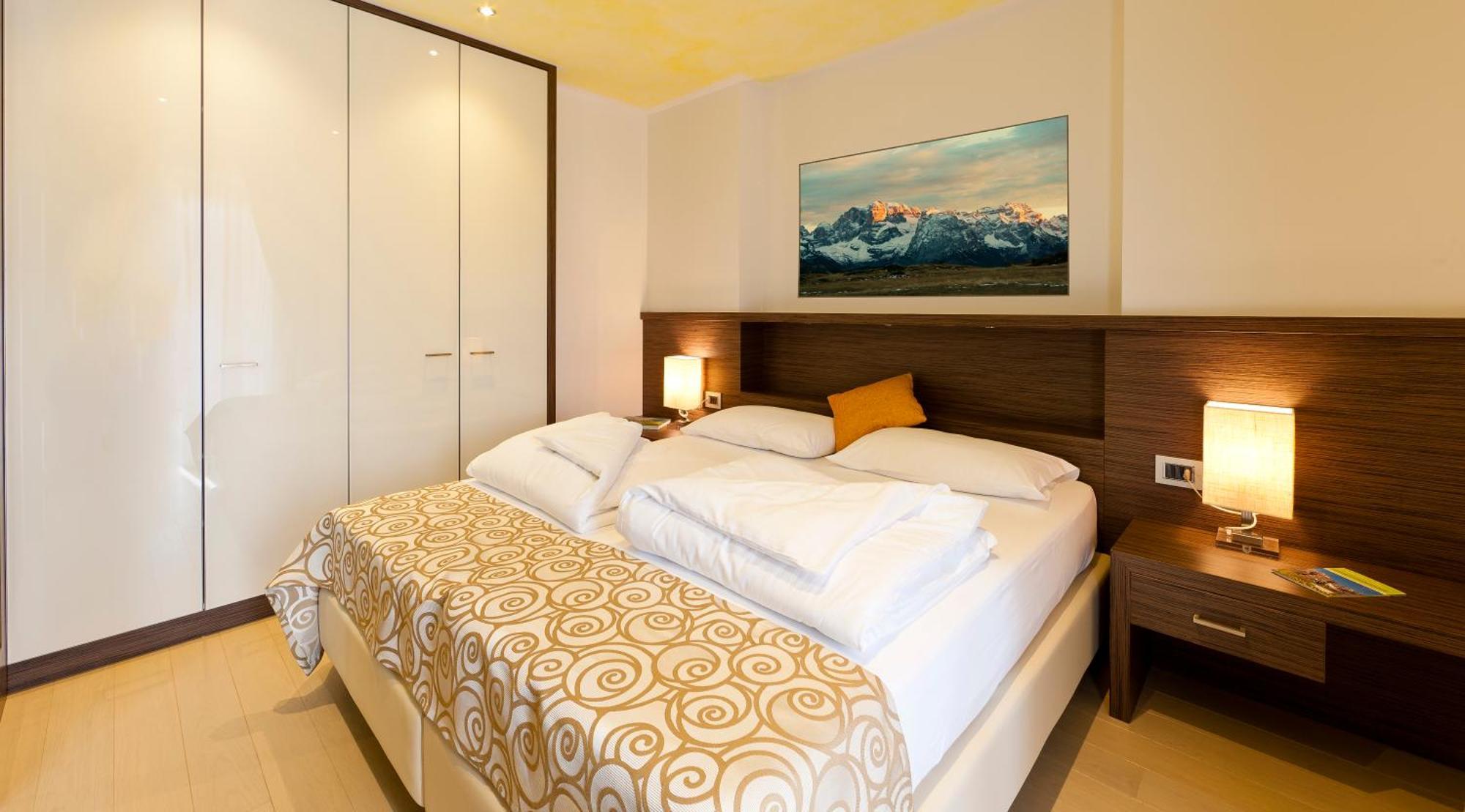 Family Hotel Serena Andalo Bagian luar foto