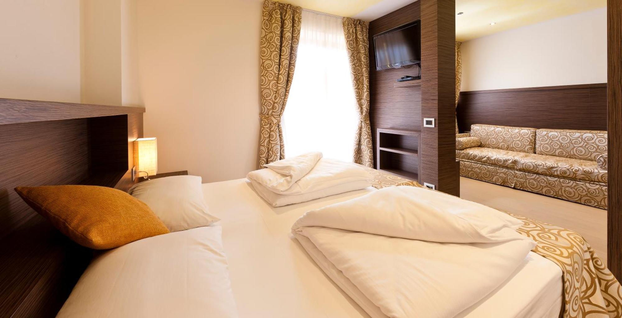 Family Hotel Serena Andalo Bagian luar foto